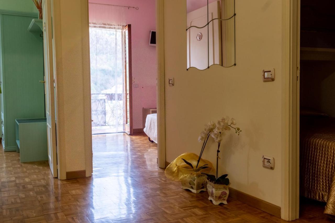 Villa Dei Fiori - Exclusive Villa With Garden In Sorrento Coast Vico Equense Εξωτερικό φωτογραφία