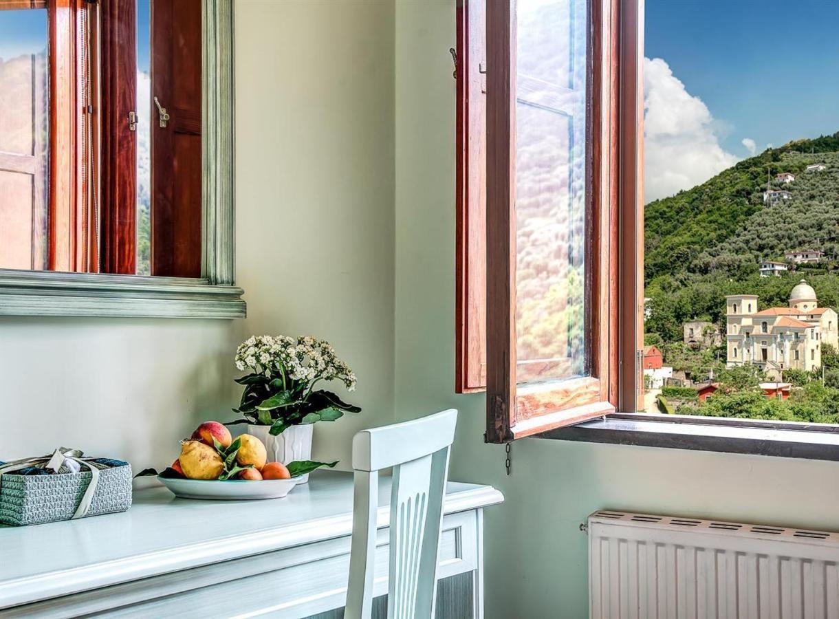 Villa Dei Fiori - Exclusive Villa With Garden In Sorrento Coast Vico Equense Εξωτερικό φωτογραφία