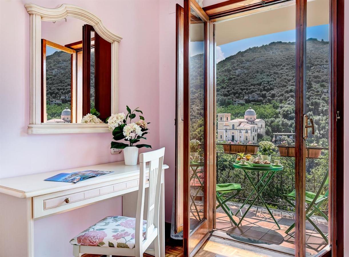 Villa Dei Fiori - Exclusive Villa With Garden In Sorrento Coast Vico Equense Εξωτερικό φωτογραφία